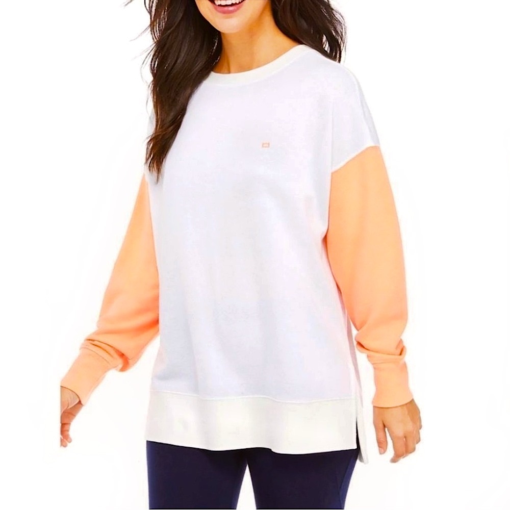 Crown & Ivy Oversized Long Sleeve Sweeper Top
